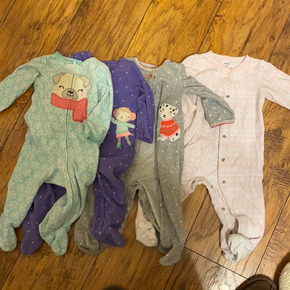 Carter’s 9 month fleece jammies